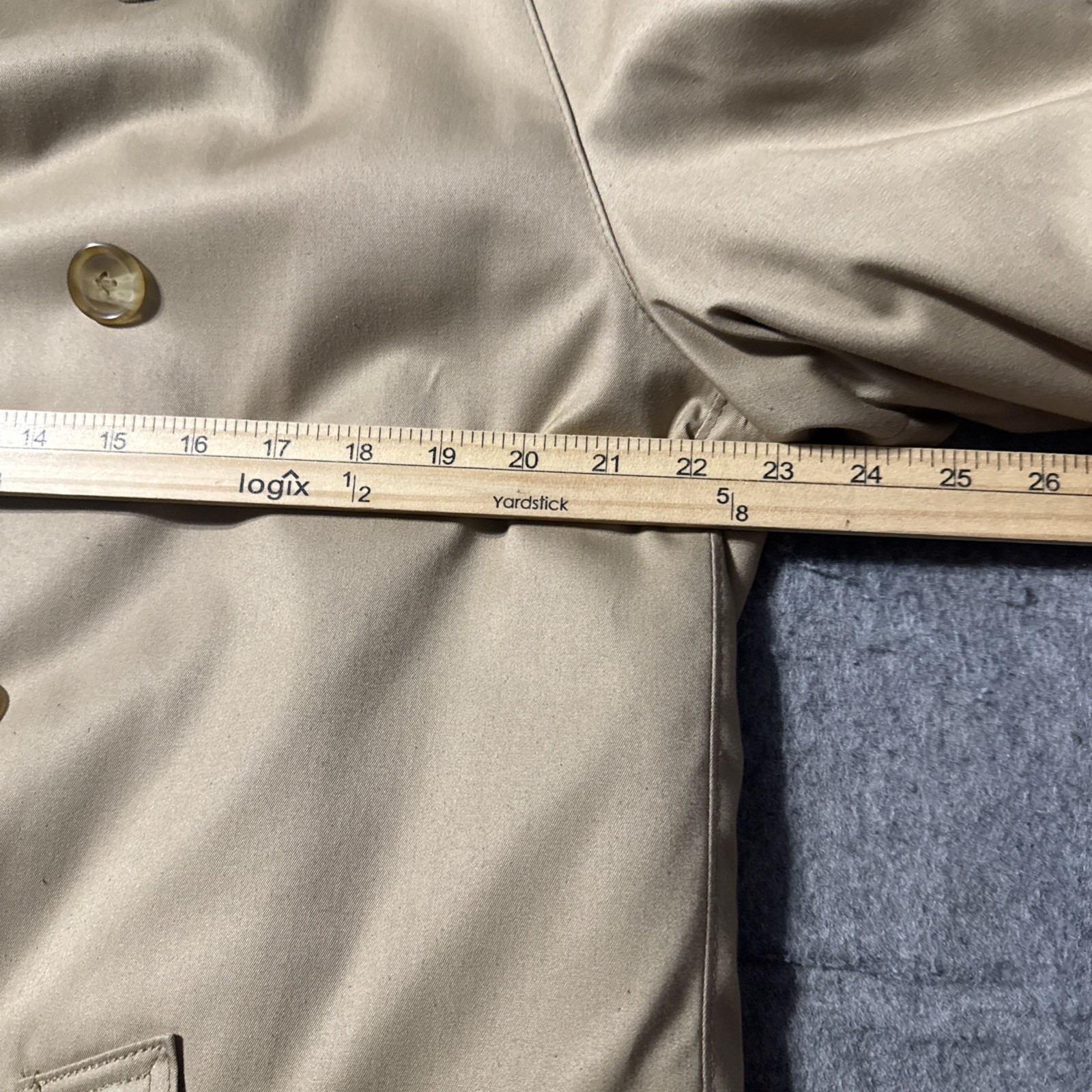Vintage Mens Trench Coat L-40 Made In Poland Plaid Liner Removable Wool Tan