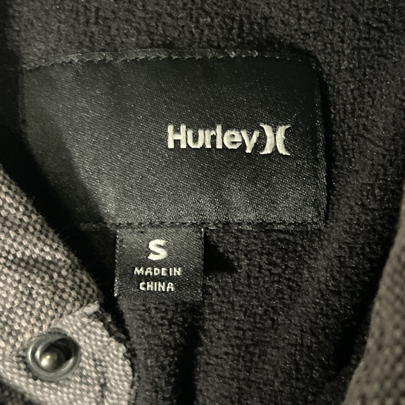 Hurley Mens Lined Jacket Size Small w Gray Snap Up Closure Pockets Comfortable