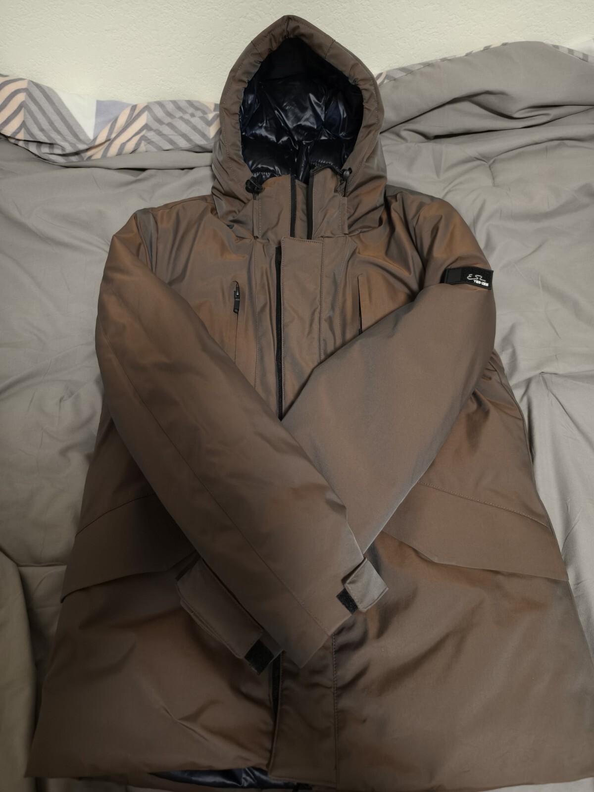 90% New Yes- Zee Down Jacket for Men, Size S not north fact