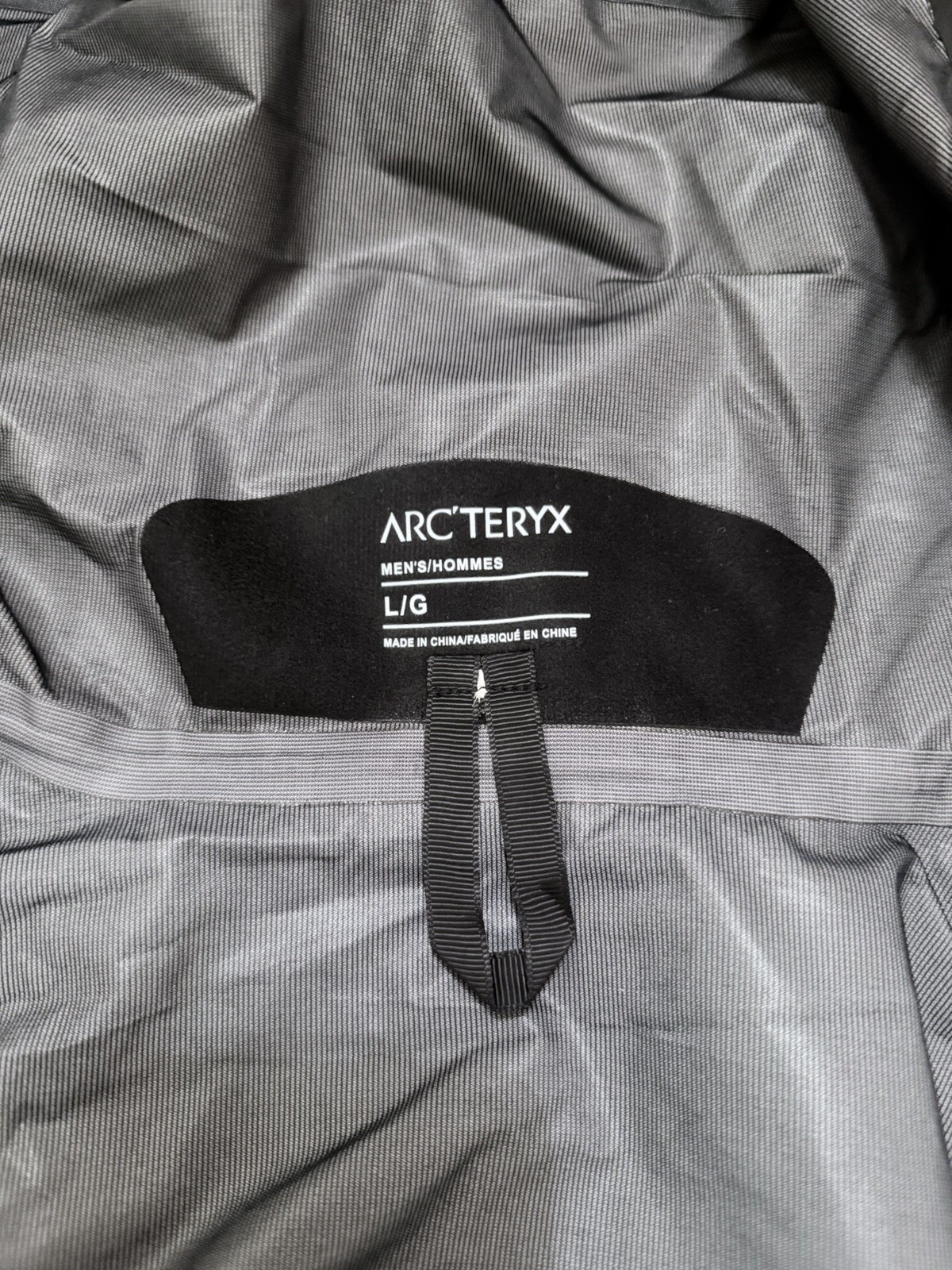 Arc’teryx Beta SL Jacket Black, Size L, Gore-Tex