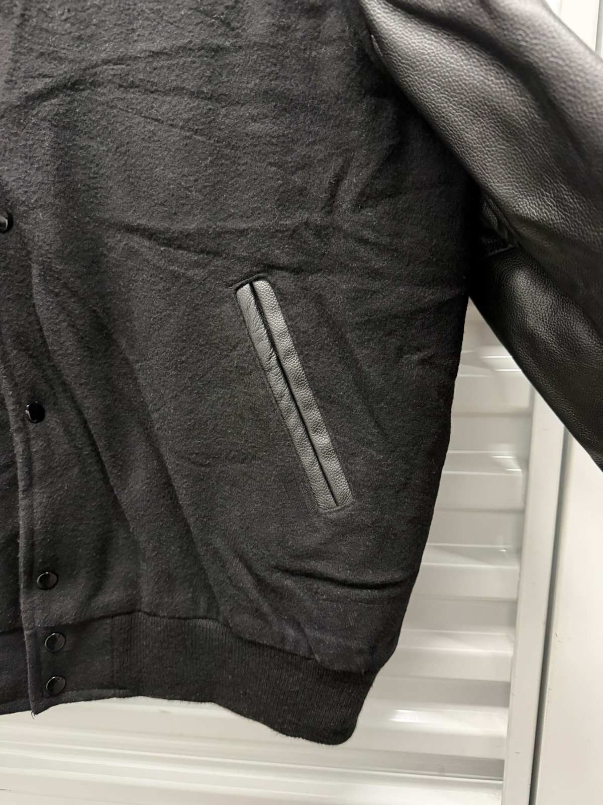 Stewart & Strauss Black Wool Cowhide Leather Sleeves Varsity Jacket Mens XL $279