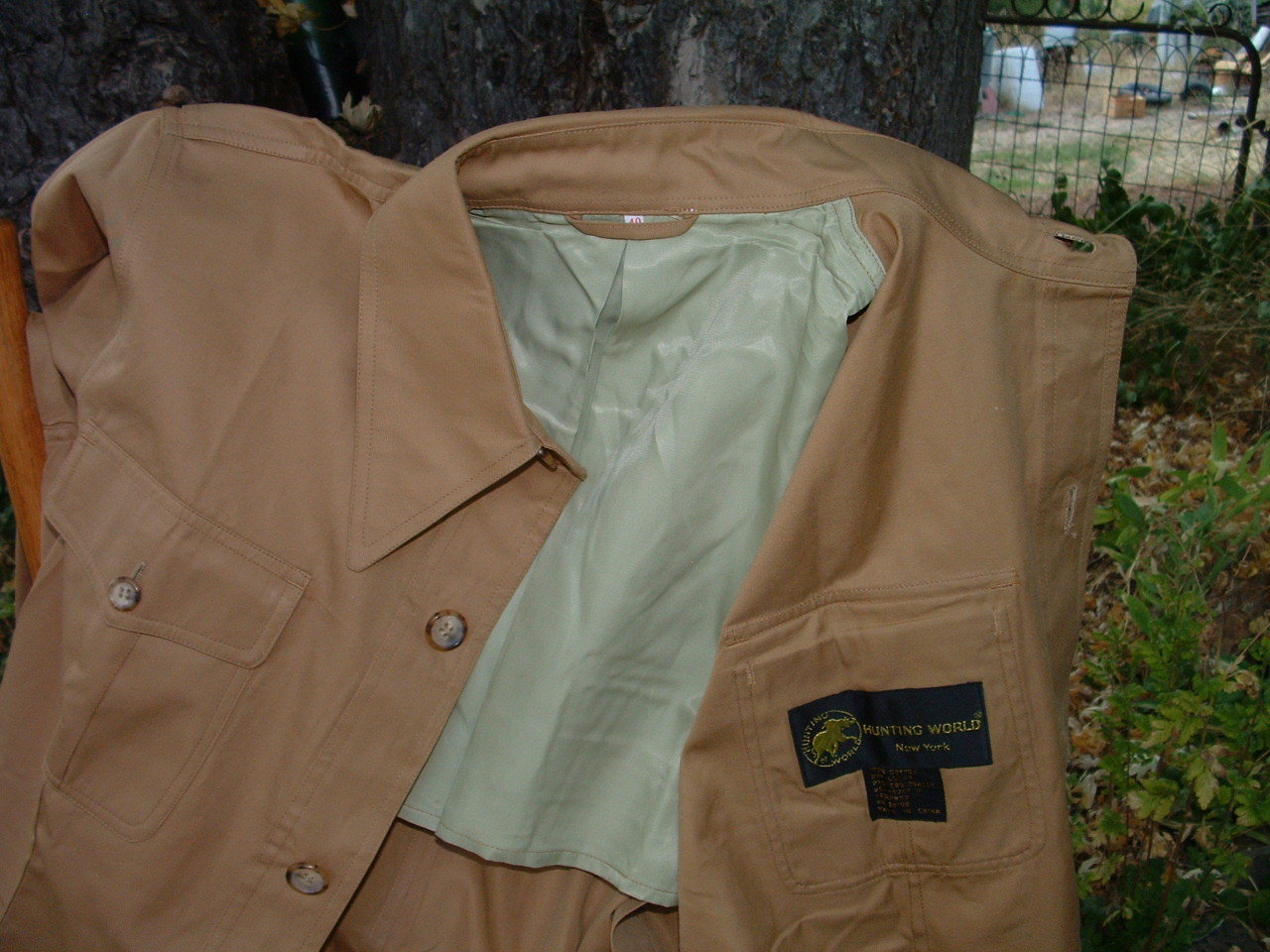 VTG HUNTING WORLD NYC Safari Bush Jacket BROWN 38 – Pleated – NOS MIB