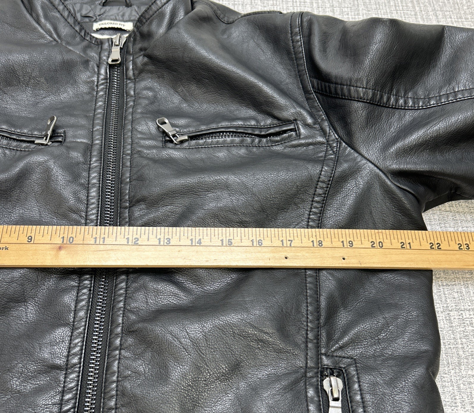 Men’s Vegan Leather Zip Motorcycle Jacket M Black Quilted Moch Neck Jos A Bank