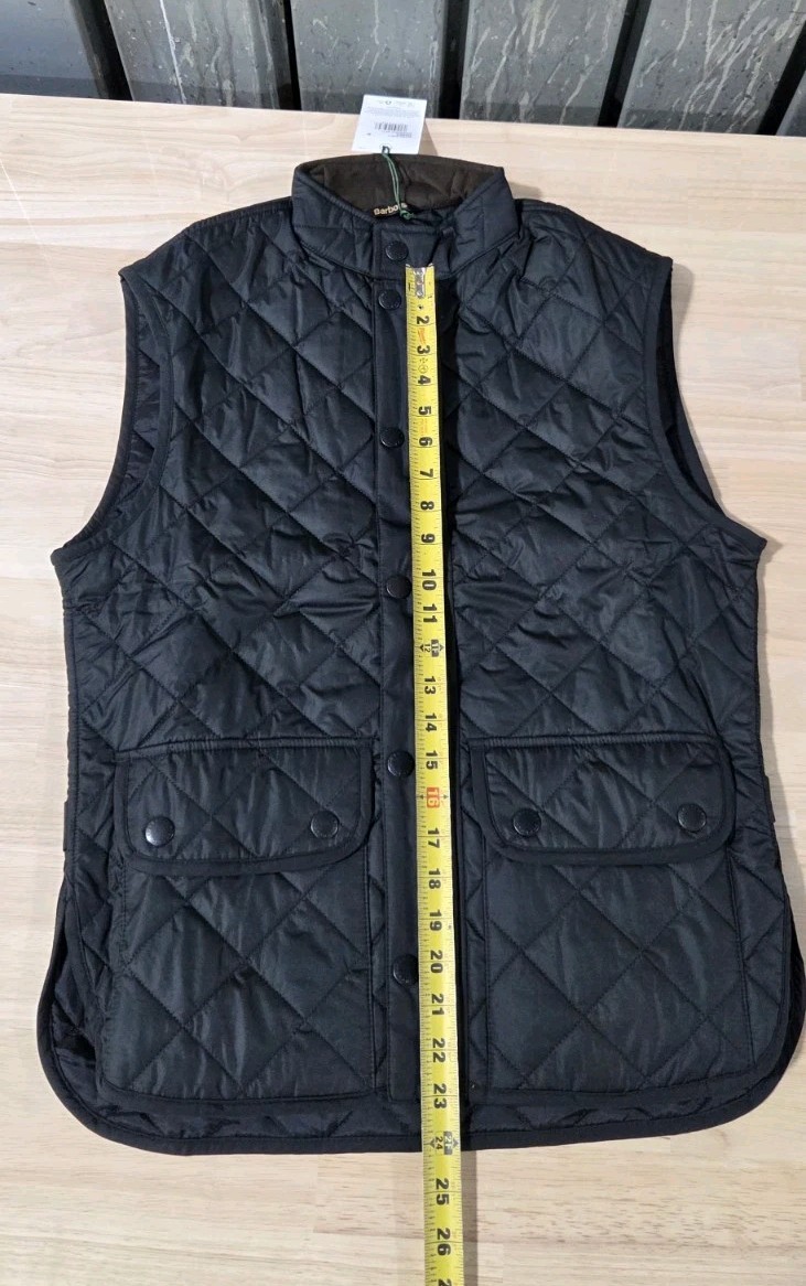 Barbour Lowerdale Diamond-Quilted Gilet Vest In Classic Black – Men’s Size M