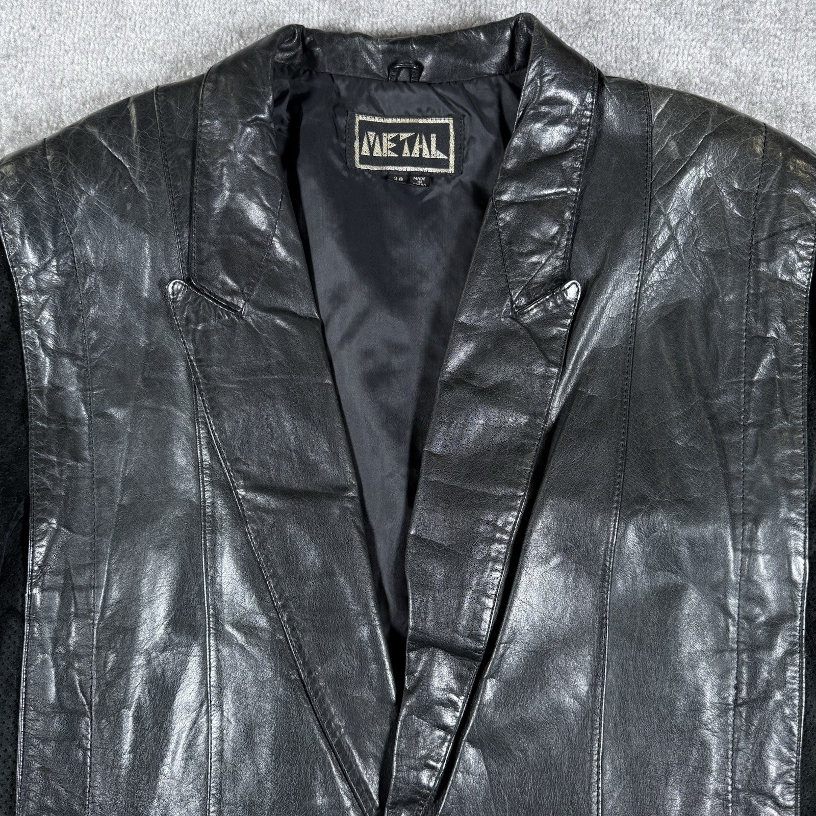 Vintage Metal Jacket Men’s 38 Black Leather Suede Blazer Notch Collar Cropped