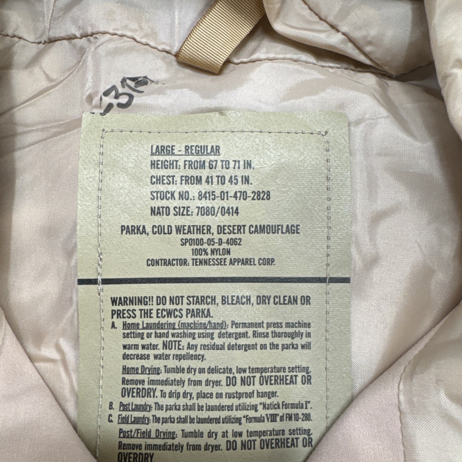 US Military Jacket L Regular Mens Desert Cold Weather Parka Challenge Logo NEW
