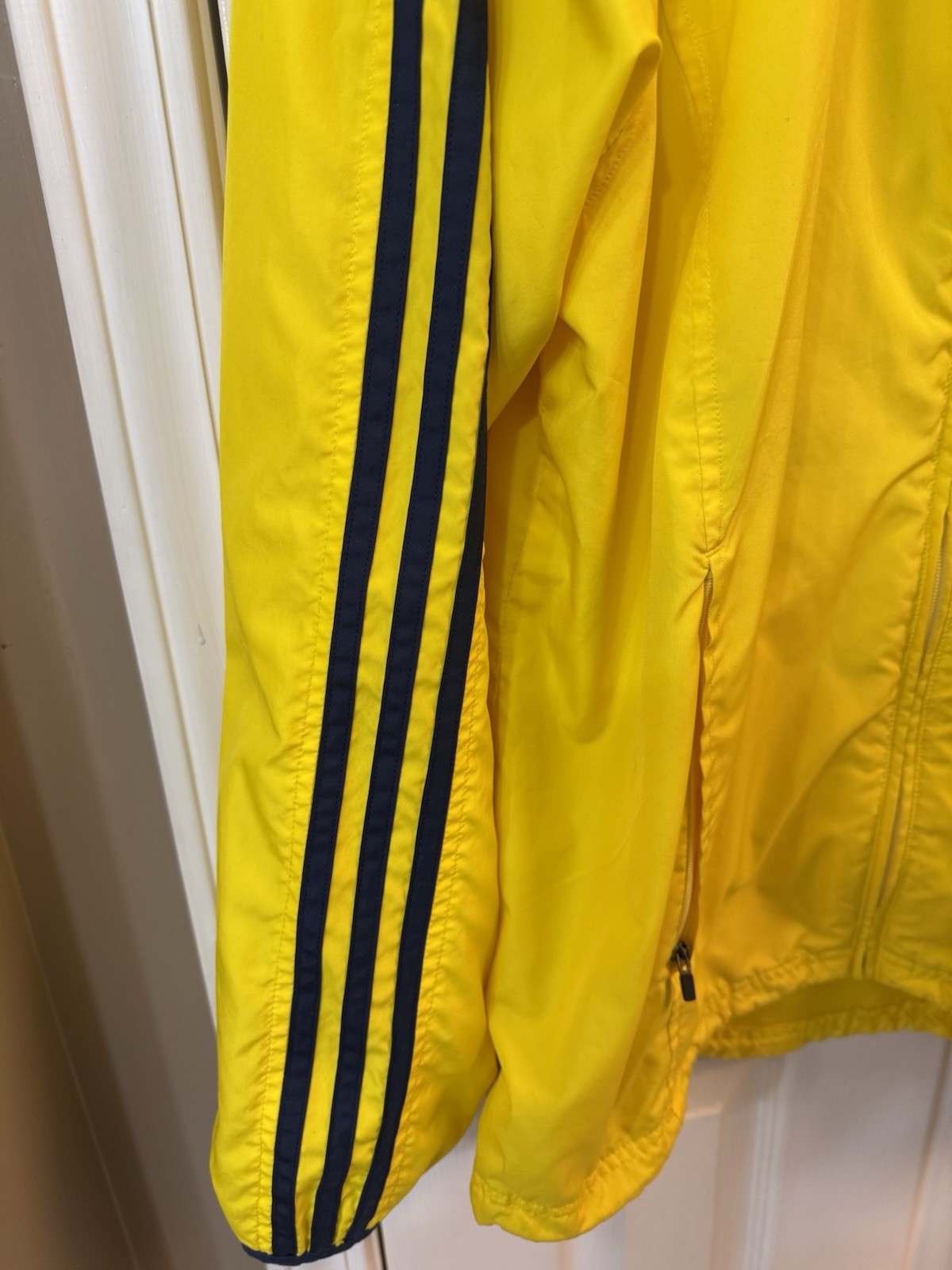 Adidas Windbreaker Jacket Mens Medium Yellow Navy 3 Stripe Hooded Y2K 2005