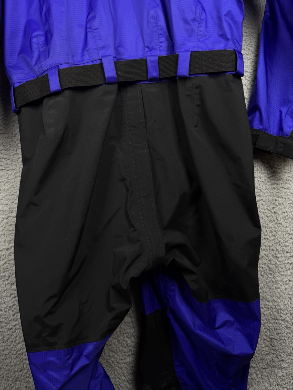 Marmot GTX Purple Black Hooded Men’s Sz M 1 Piece Windbreaker Belted Suit