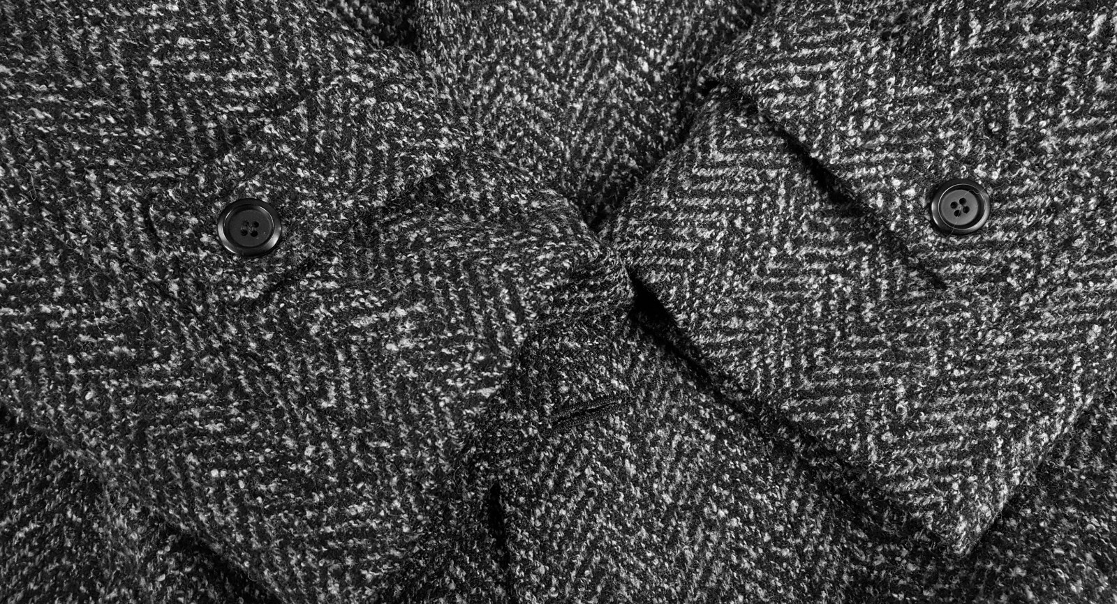 Herringbone Tweed 38R Unstructured Belted Overcoat Black Gray VTG Unstructured