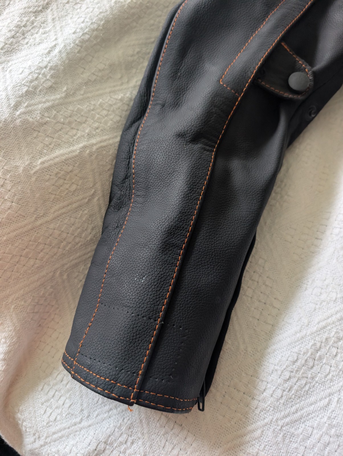Vulcan Motorcycle Jacket Mens Large Black Matte Harley Davidson Patch Added