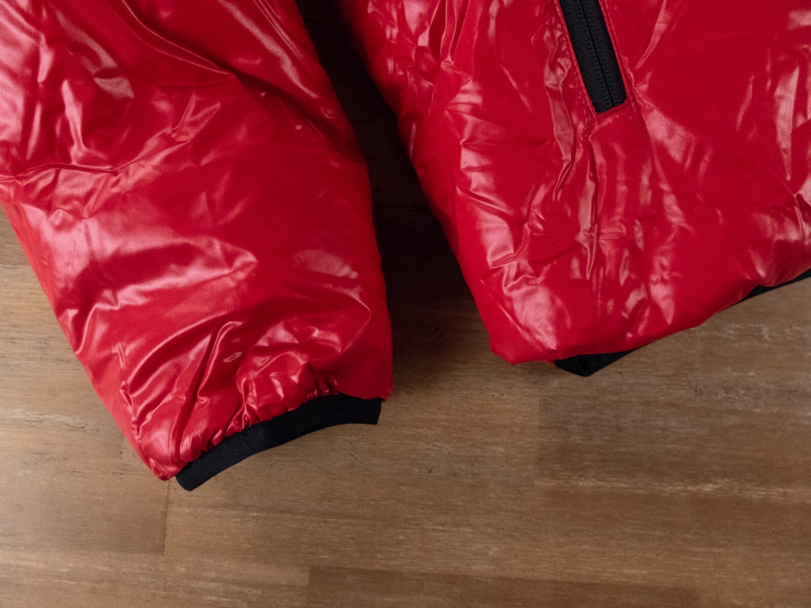 MONCLER Lumiere red & black reversible quilted down puffer jacket Size Large / 3