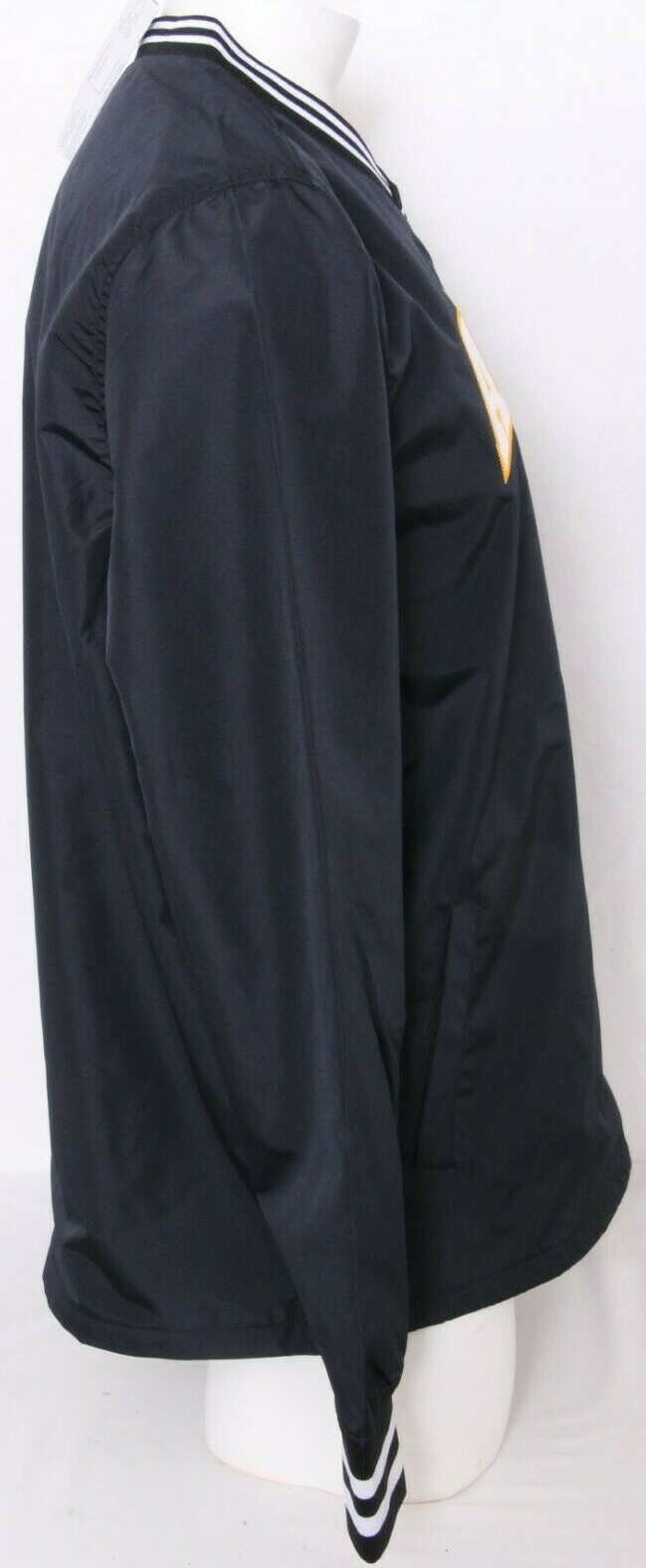 NEW United States US Army TOW Embroidered Windbreaker Pullover Jacket Men’s M