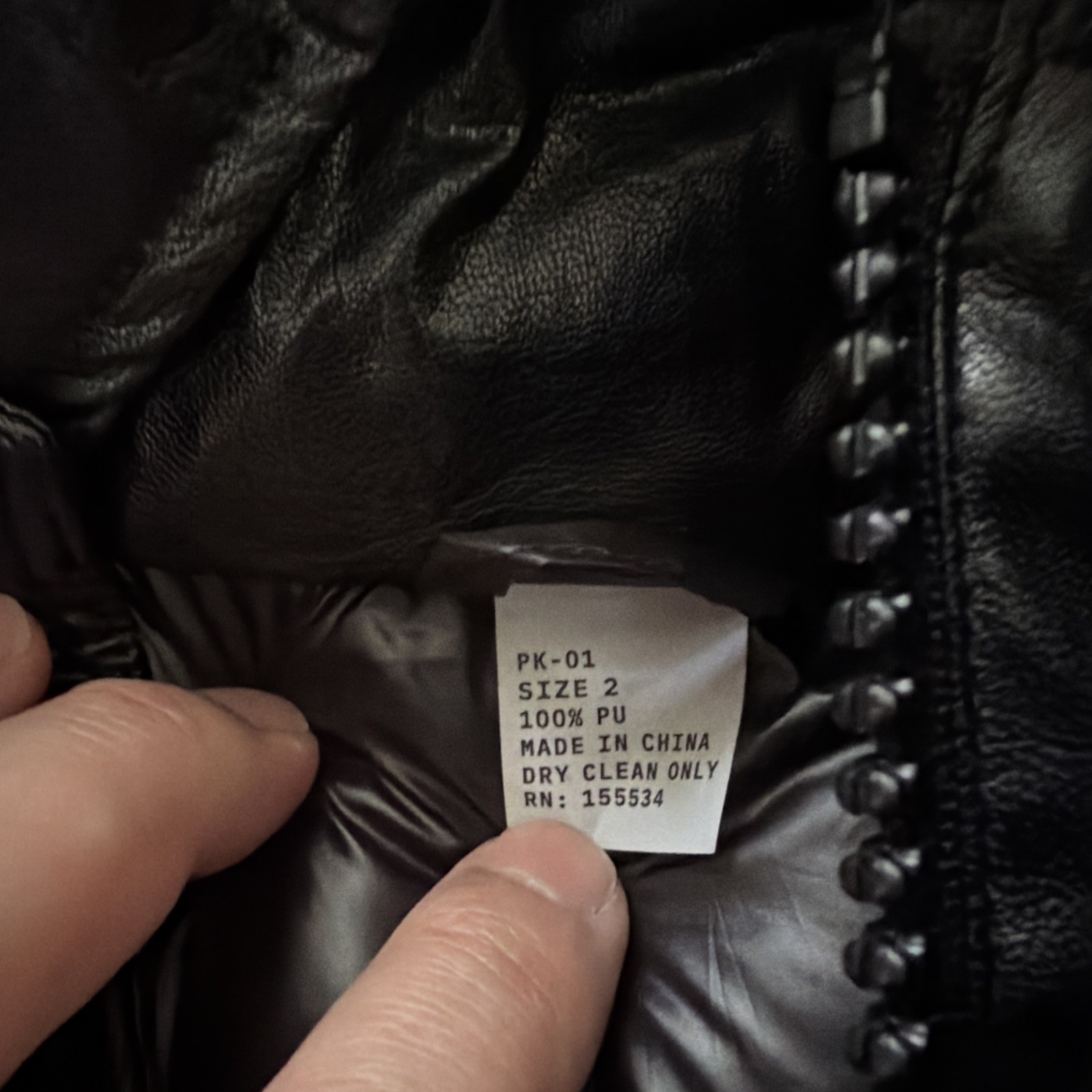Yeezy Jacket Size Medium PK-01 (Ready To Ship). Size 2
