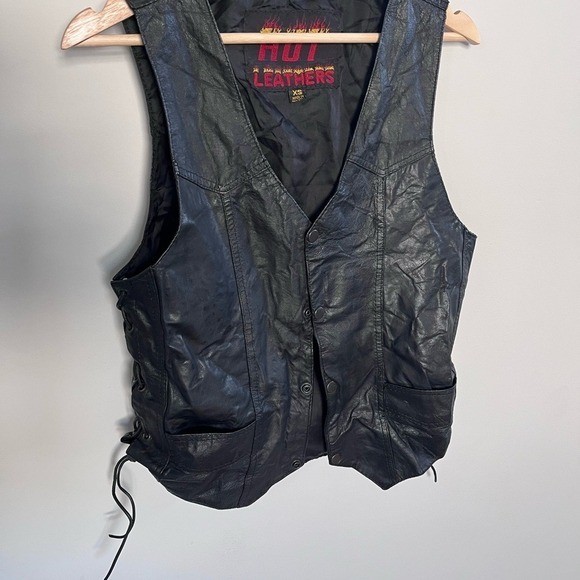 Vintage Hot Leathers Black Leather Vest – Men’s XS – Side Lace-Up & Snap Front