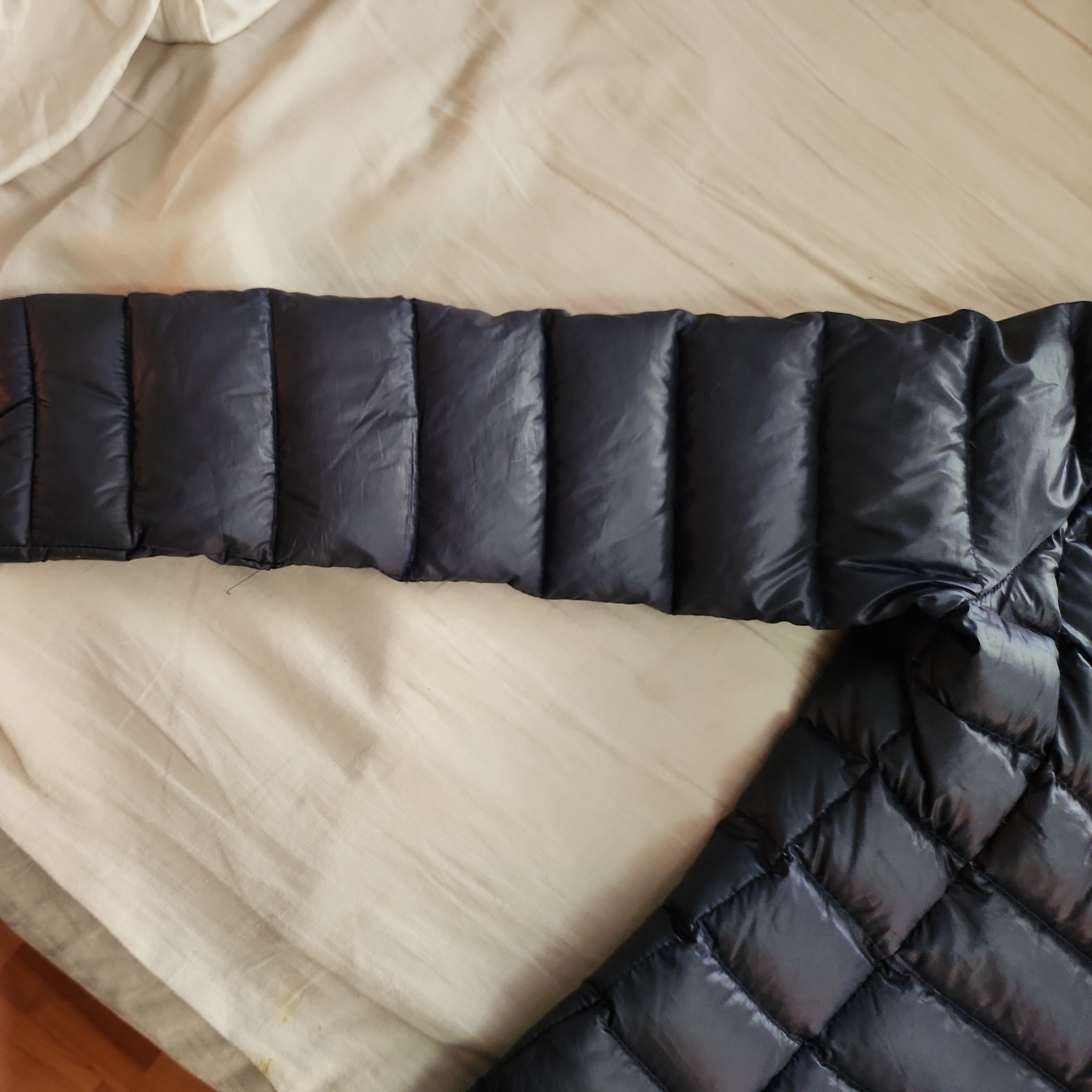 Andrew Marc Packable Lightweight Down Puffer Jacket Black L Unisex Adults