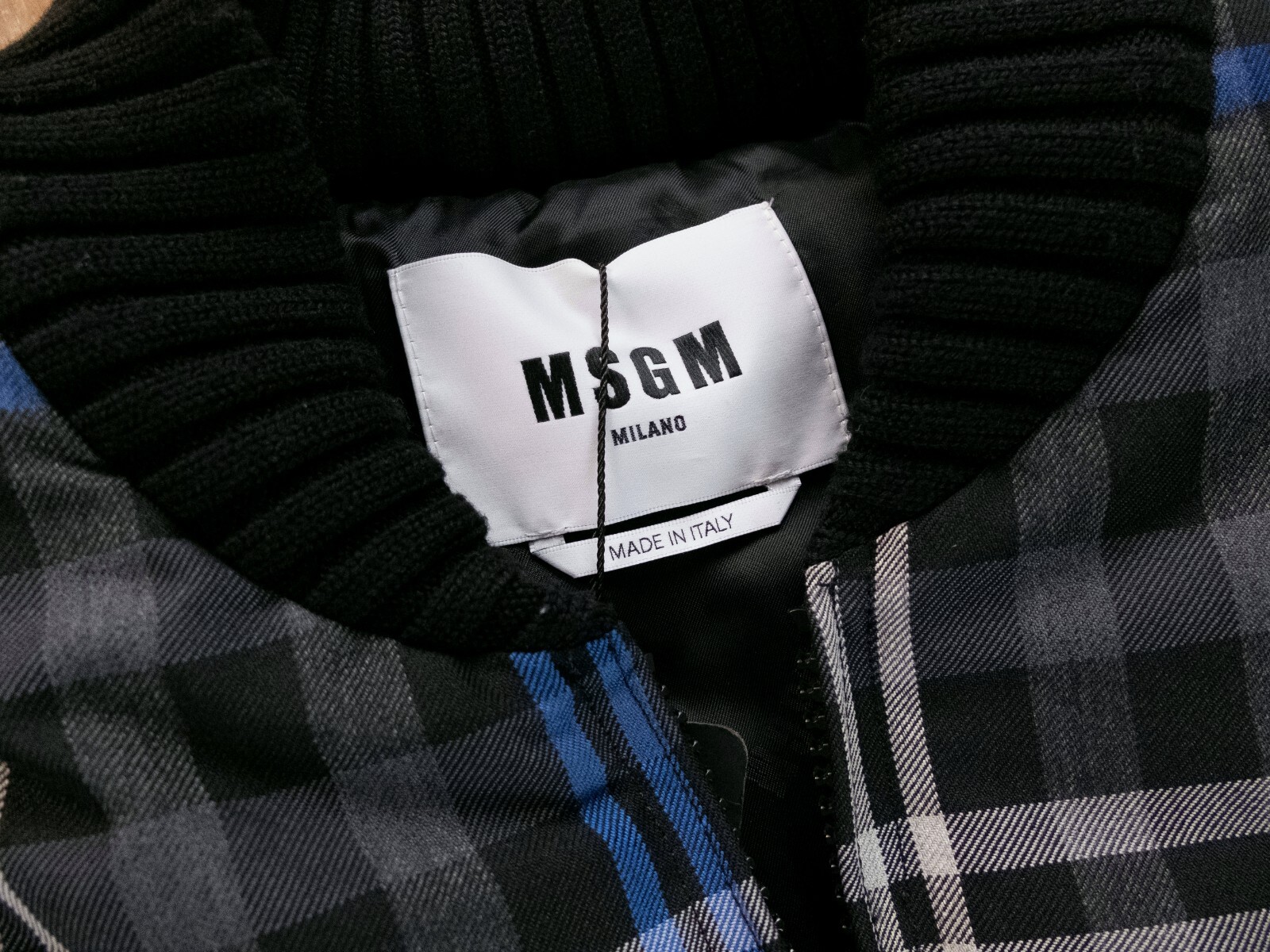 (NO CUSTOMS TAX) MSGM Milano gray & blue plaid puffer bomber jacket Size Large