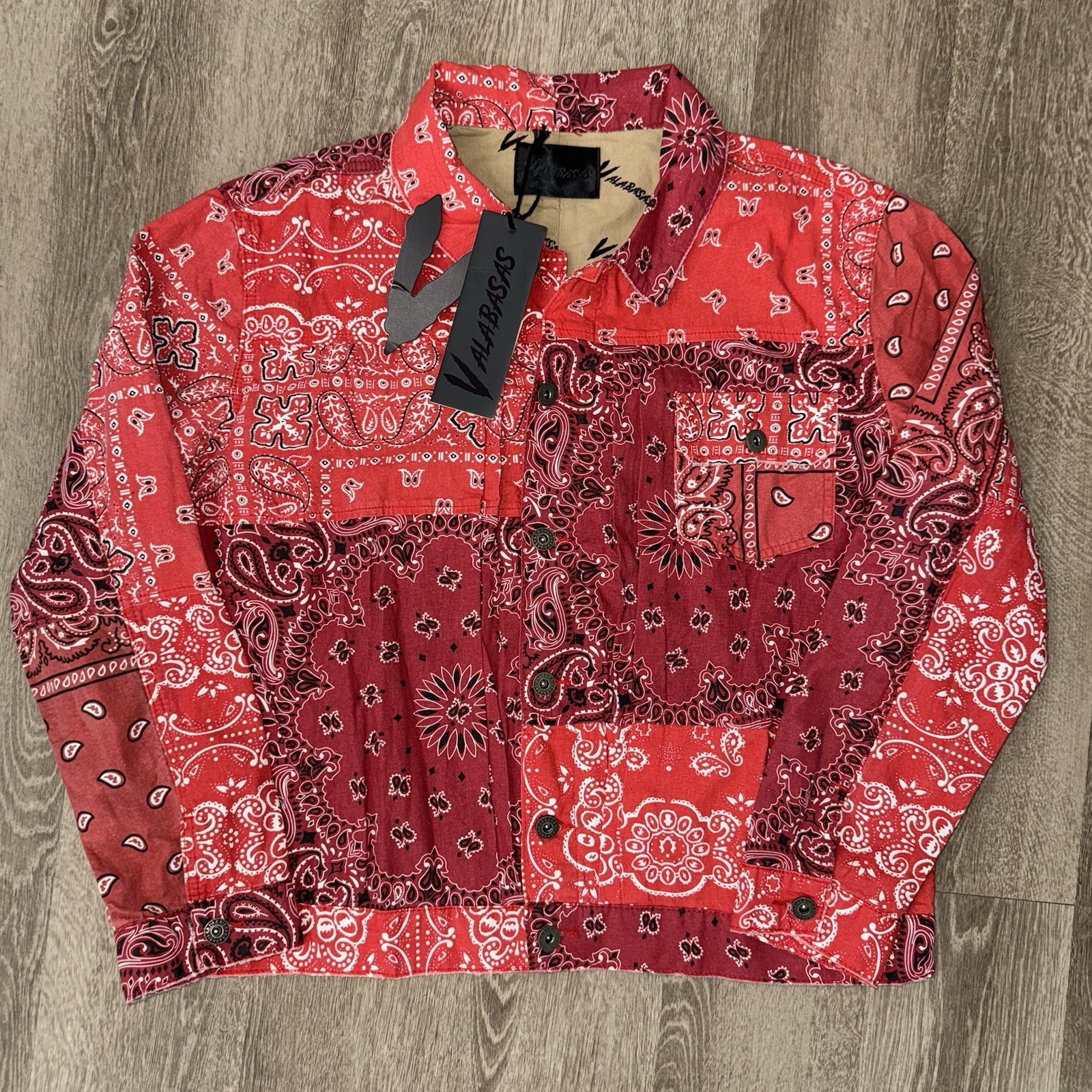 NWT Valabasas Ranker Jacket Patchwork Bandana Red Men’s Large Trucker