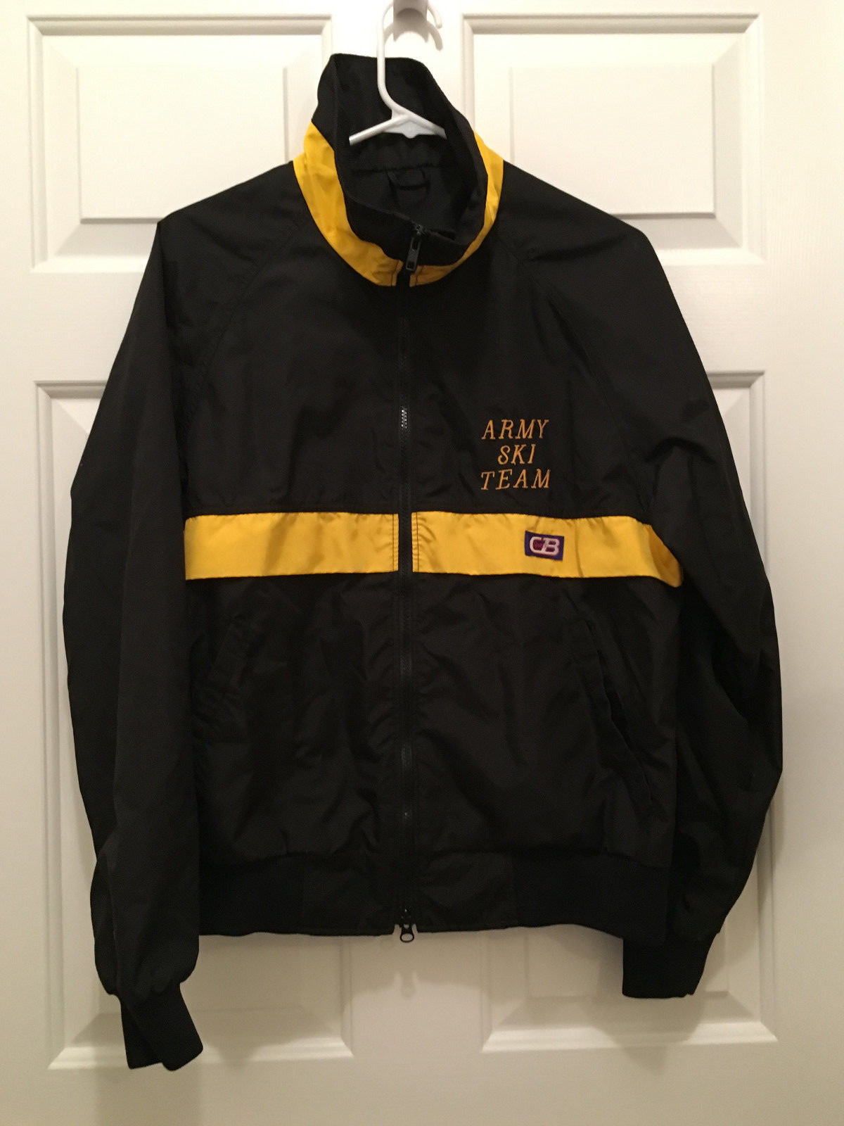 United States US Army Men’s National Army Ski Team Black Gold Jacket Small