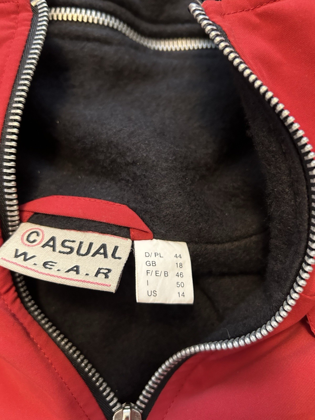 Casual Wear Red Hooded Jacket Unisex Adults Mid-Length Zipper Size 44 in
