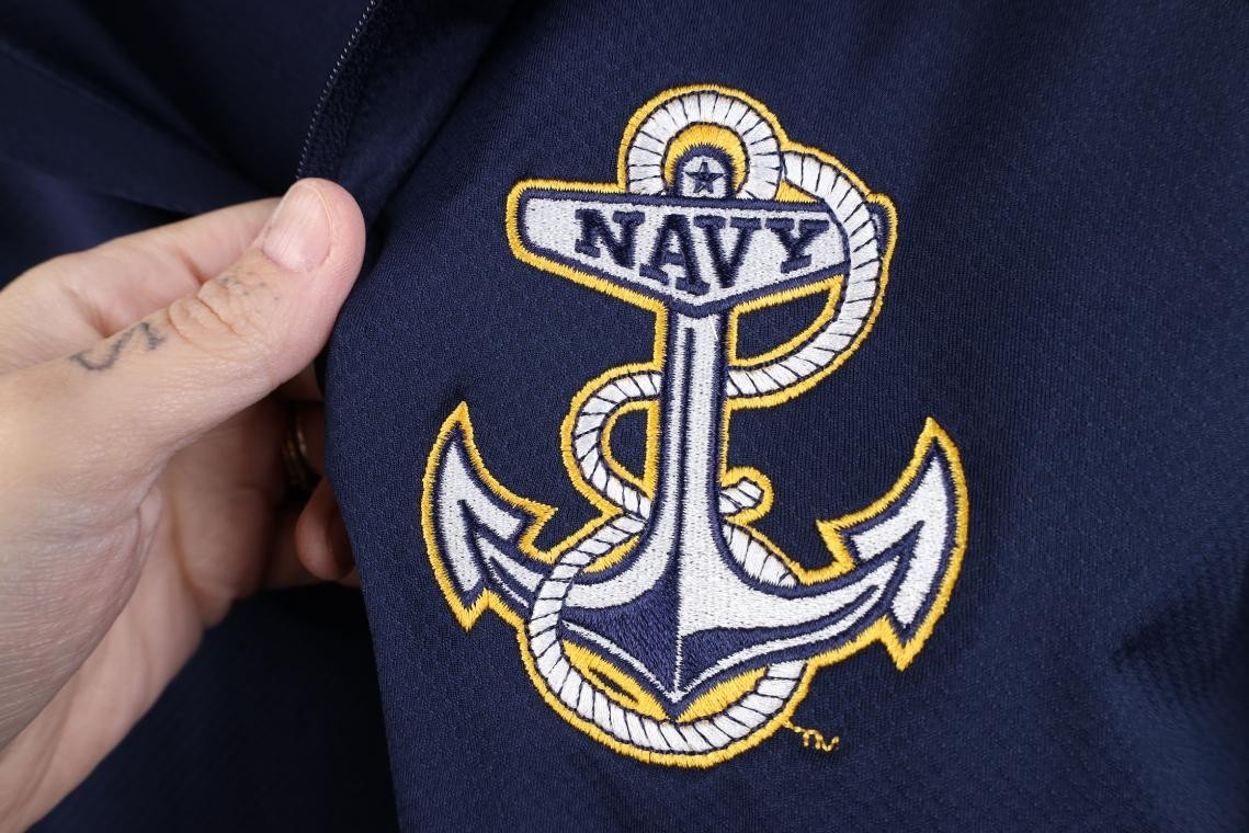 Under Armour Mens Large United States Navy Naval Academy 1/4 Zip Jacket Top