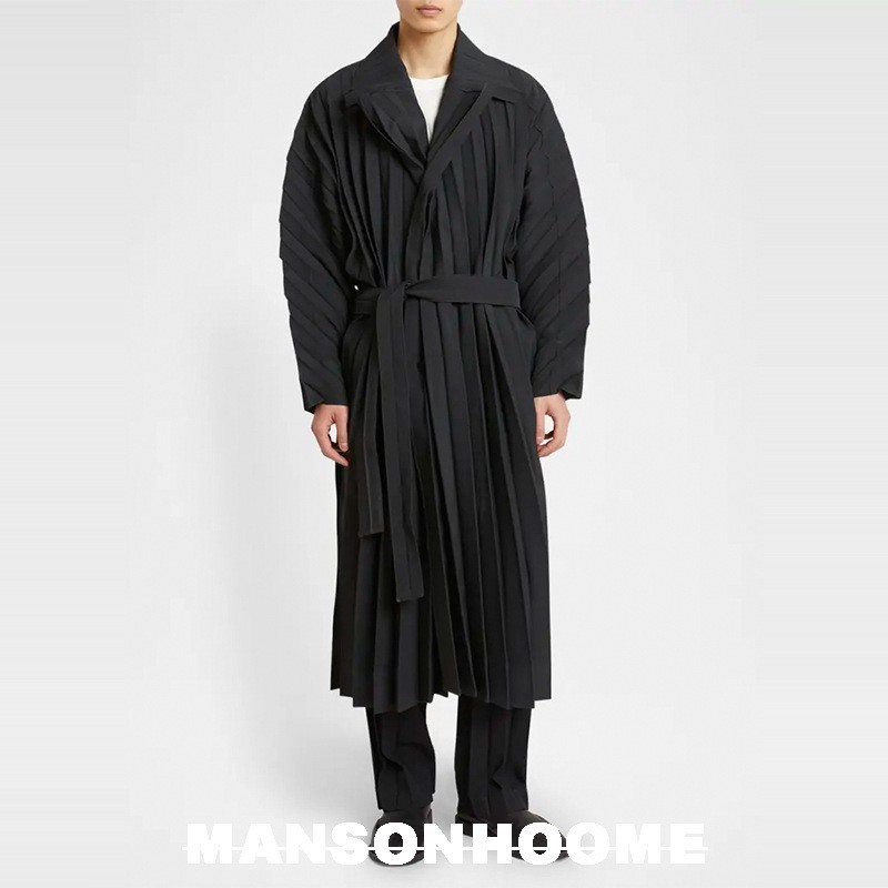 Issey Miyake Pleated Loose-fitting Casual Trench Coat