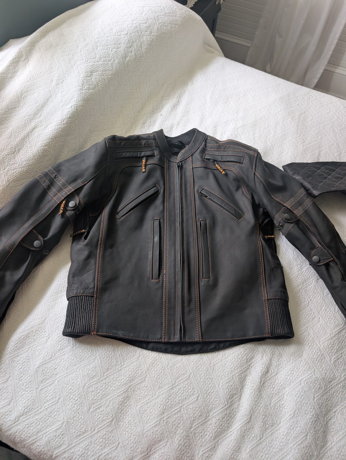 Vulcan Motorcycle Jacket Mens Large Black Matte Harley Davidson Patch Added