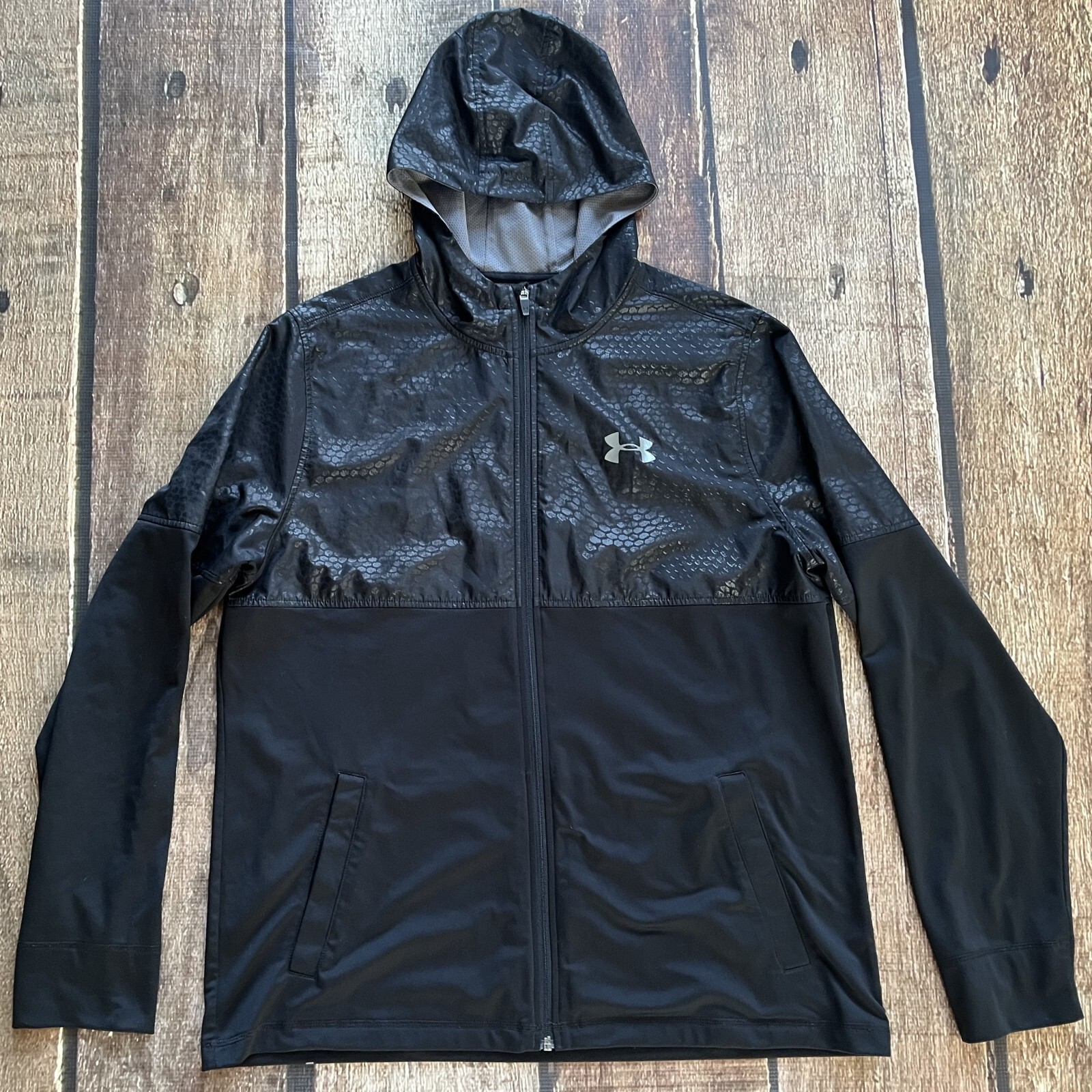 UNDER ARMOUR ALL SEASON GEAR FULL ZIP SNAKE SKIN JACKET BLACK MENS LARGE EUC