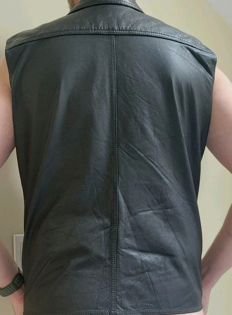 Rough Trade Gear Leather Daddy Vest M Black BDSM Fetish Snap Front $425 MSRP
