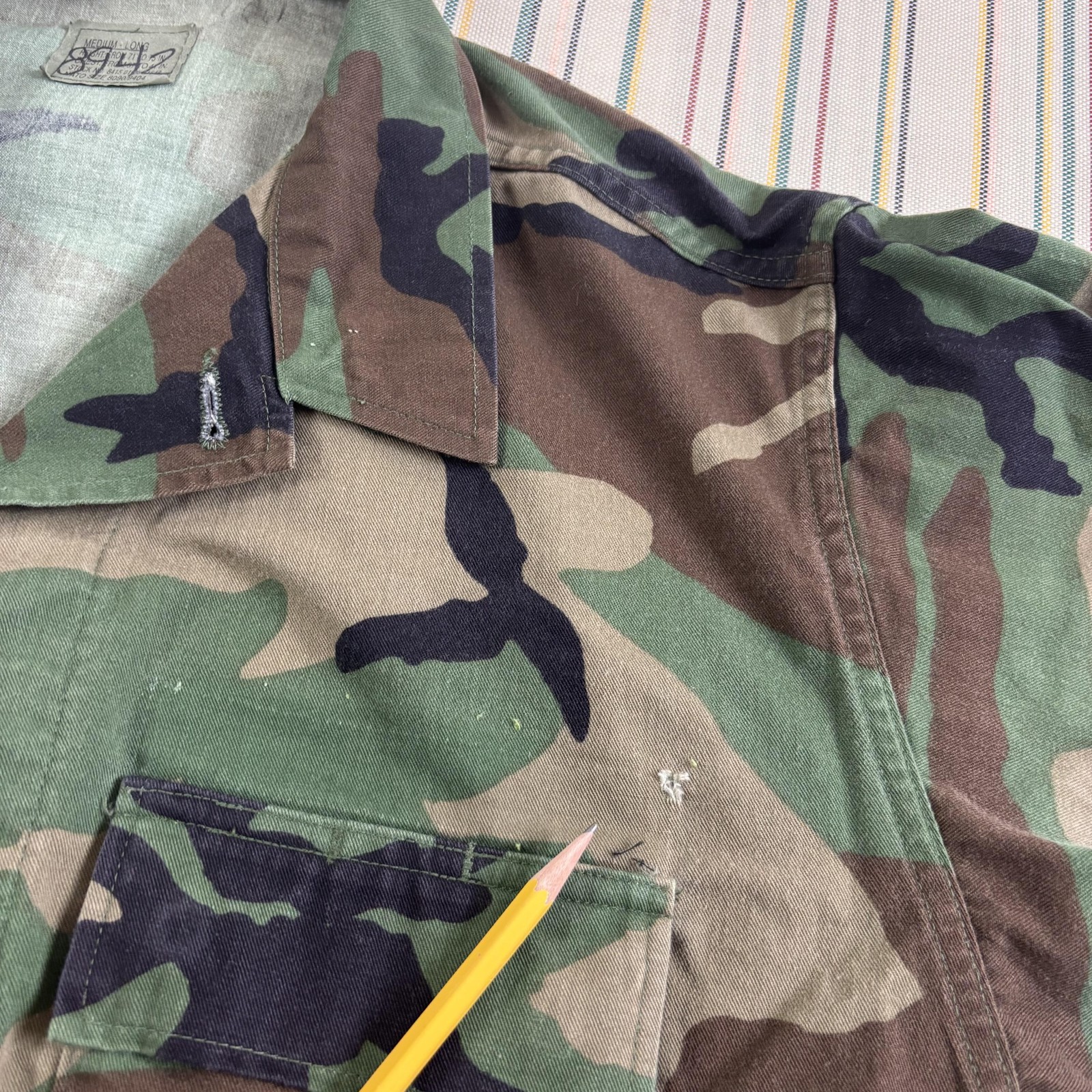 Vintage US Military BDU Coat Mens Medium Long Woodland Camo Combat Army 90s Y2K