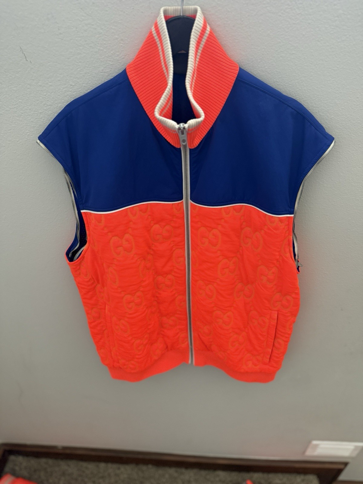 Gucci Orange Jacket – 2 In 1 Brand New Size XL Amazing Piece. Very Unique