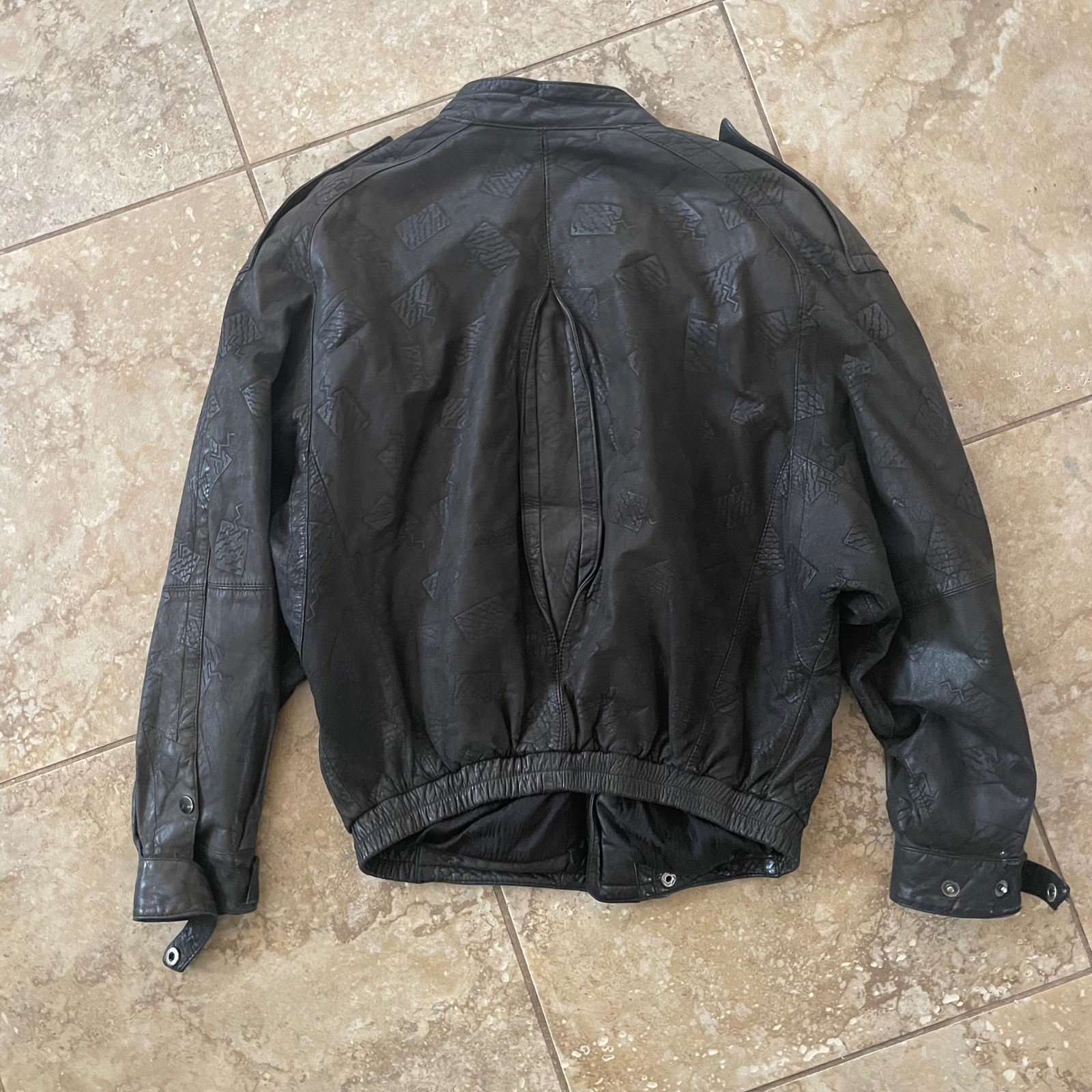 Cosi L’Uomo Mens Black Leather Embossed Geometric Bomber Jacket Size S Vintage