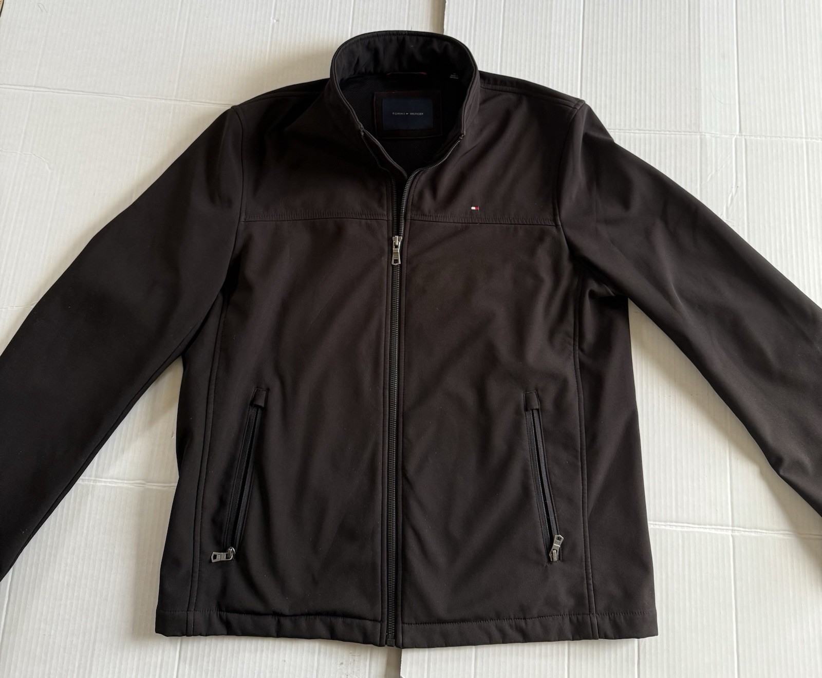 Tommy Hilfiger men’s black medium full zip jacket polyester/spandex