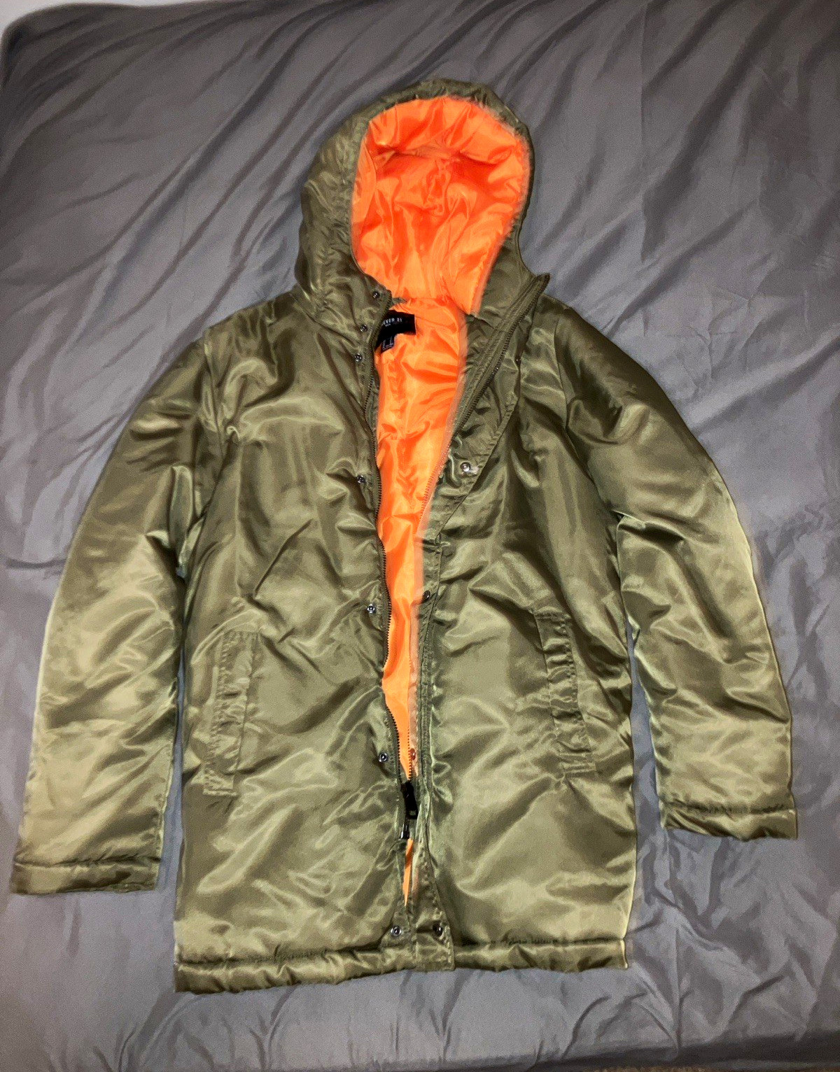 FOREVER 21 men’s S Green Hooded Full Zip Puffer Jacket Orange Lining