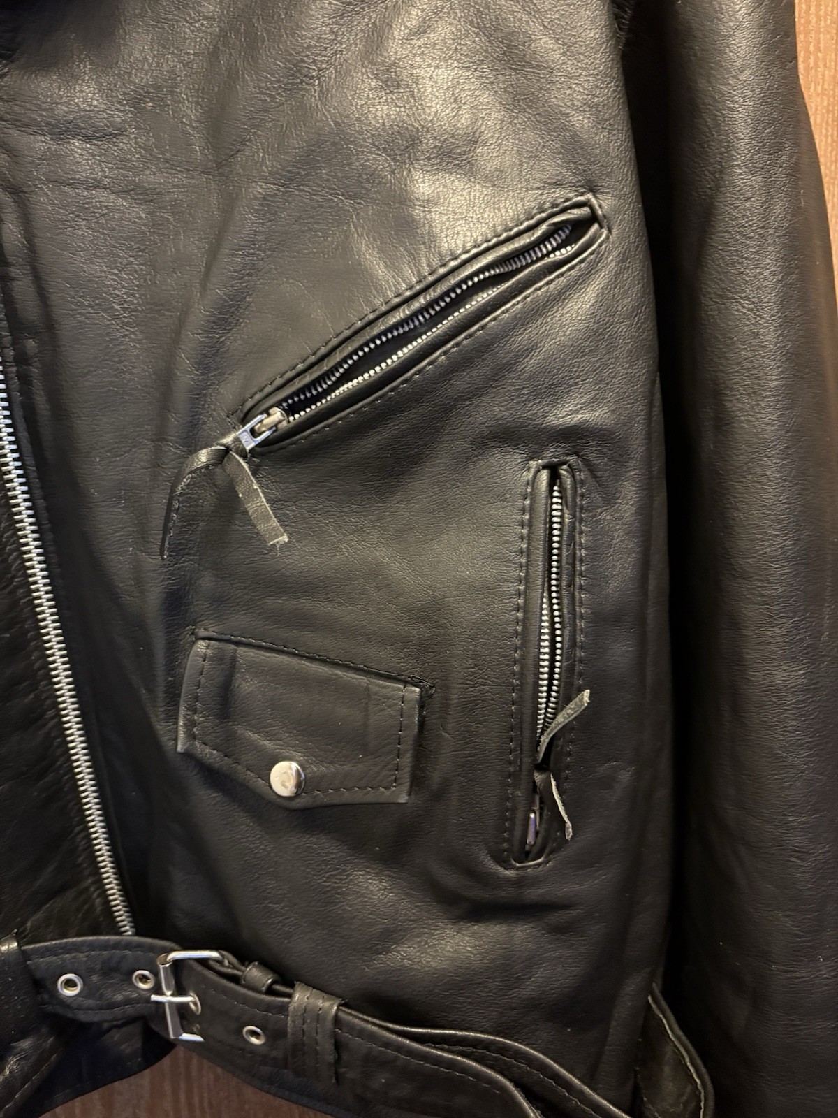 Unik Men’s Leather Motorcycle Jacket, Size 56, 1 Small Rip, Good Condition,heavy