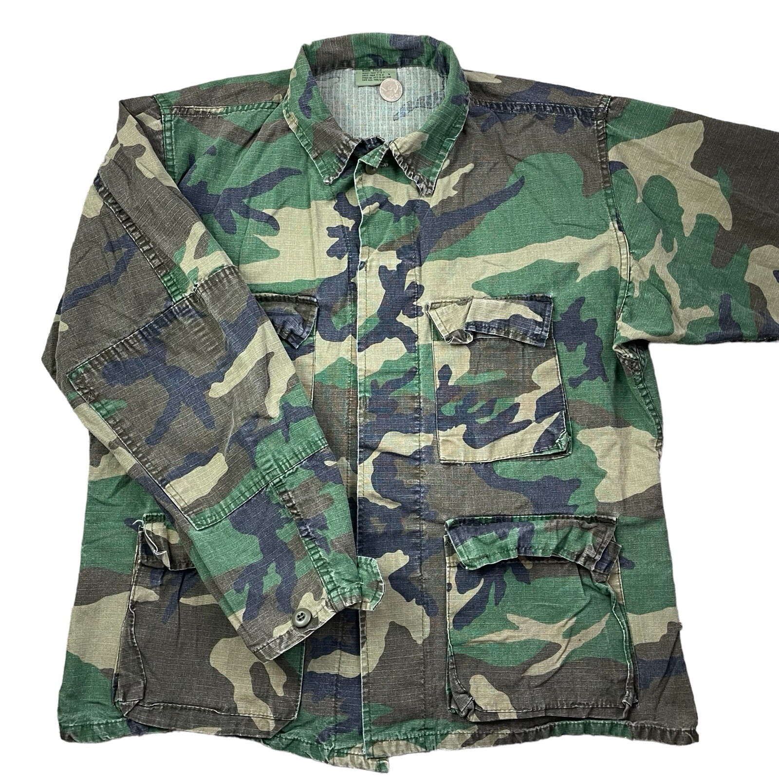 U.S. Military Camo Woodlands Field Jacket Stock 8415-01-184-1330 Men’s size M