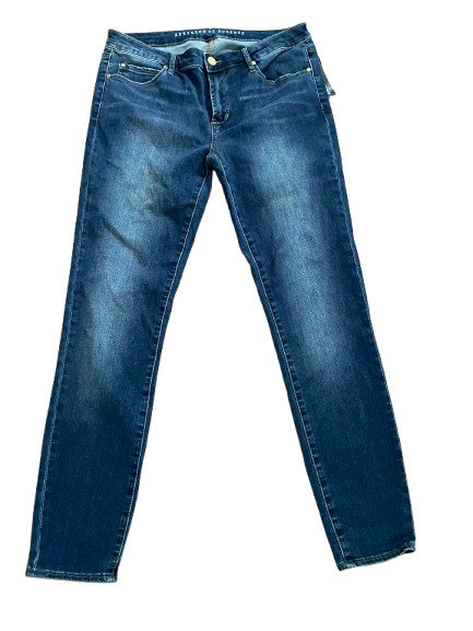 Bulk/Wholesale Price Brand New Men’s Jeans Tops, Bottoms – 29 Pieces