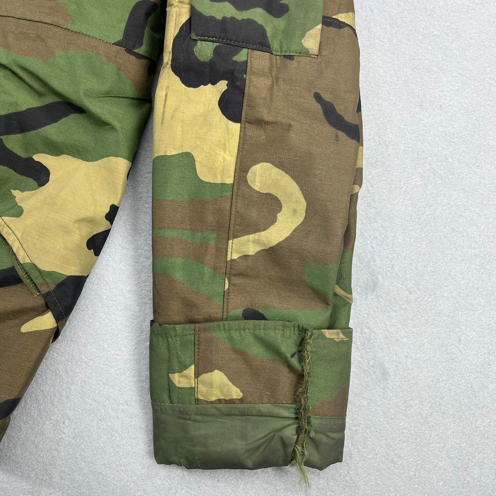 US Military ECWCS Gen 1 Woodland Camo Cold Weather Parka Small Regular