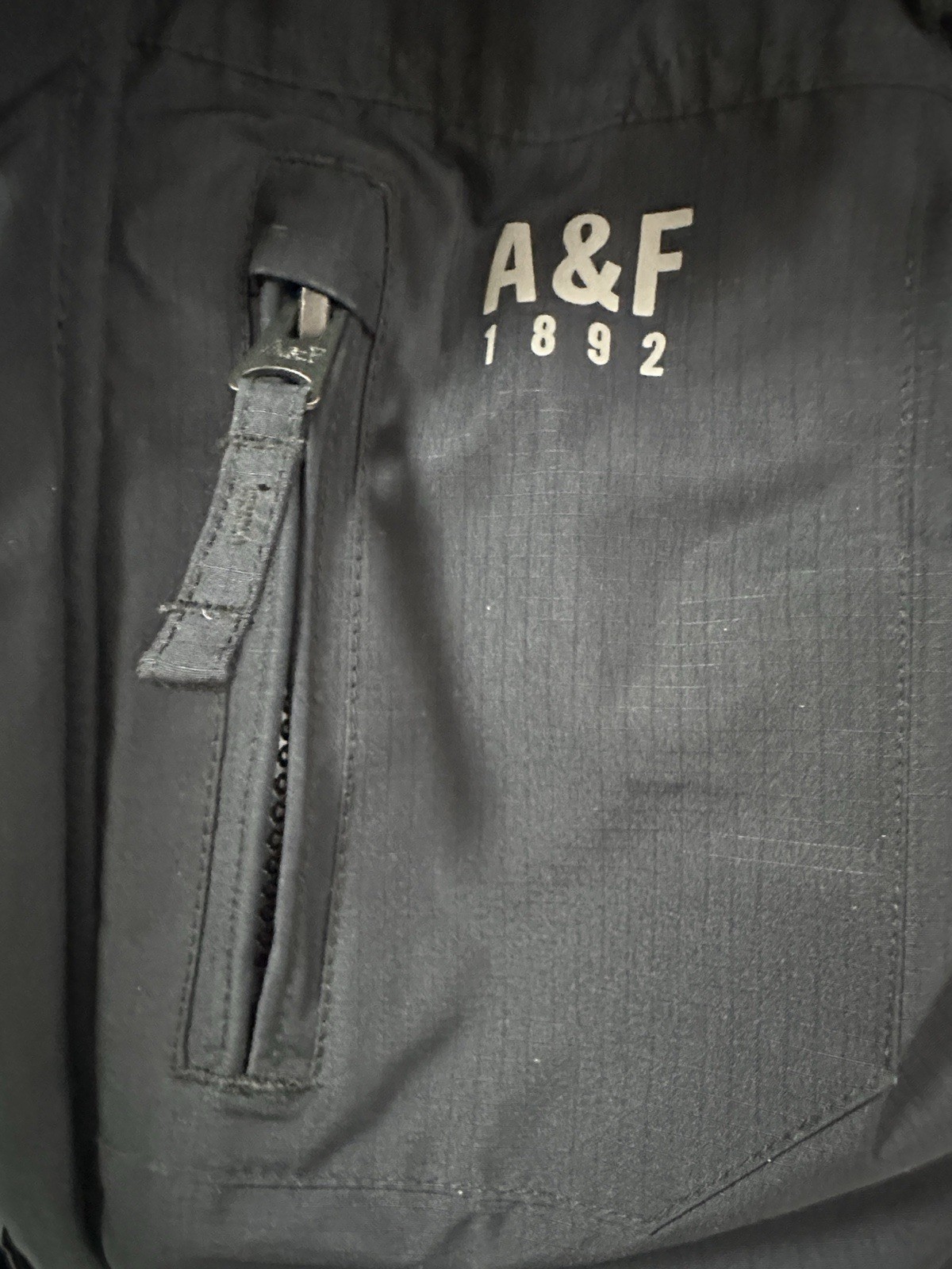 Abercrombie & Fitch Men’s All-Season Weather Warrior Jacket Red, Size S