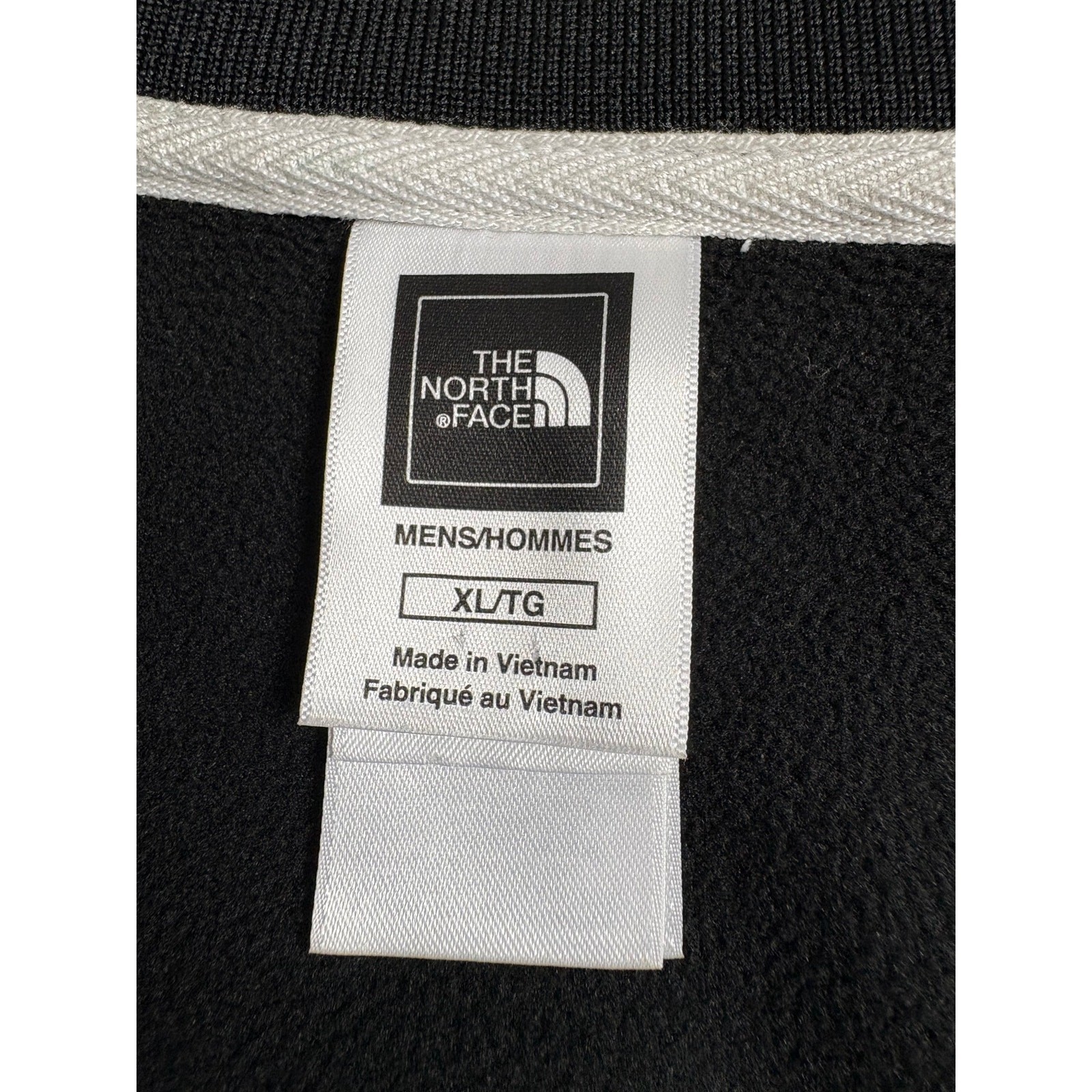 The North Face Men’s Track Jacket Extra Large Full Zip Black and White